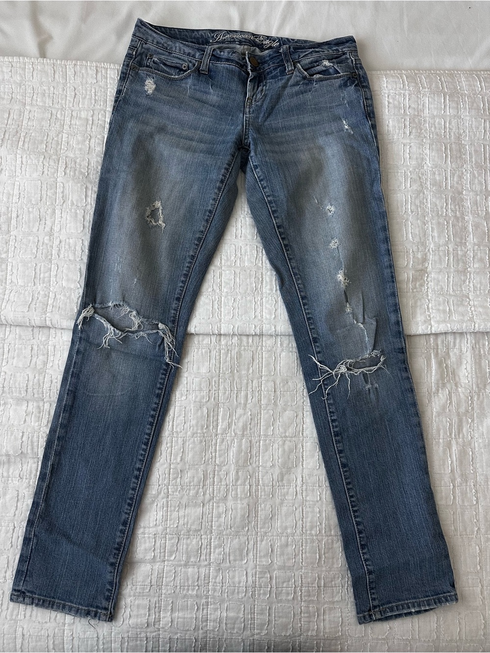 American Eagle Outfitters Women's Distressed Skinny Jeans